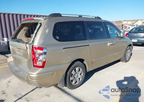 2008 Hyundai Entourage Gls/Limited z USA, uszkodzony, nr VIN KNDMC233286052524